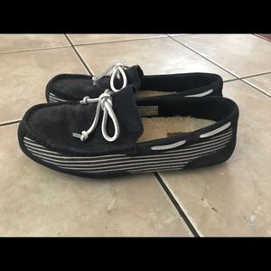 Men’s Excellent Condition UGG Slippers - Size 8